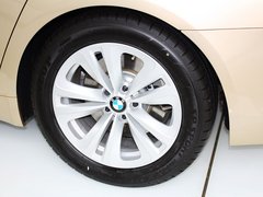 2013款 730Li 3.0L 豪华型