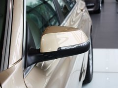 2013款 730Li 3.0L 豪华型