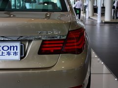 2013款 730Li 3.0L 豪华型