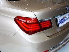 2013款 730Li 3.0L 豪华型