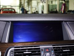 2013款 730Li 3.0L 豪华型