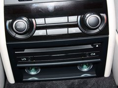 2013款 730Li 3.0L 豪华型