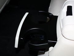 2013款 730Li 3.0L 豪华型