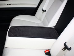 2013款 730Li 3.0L 豪华型
