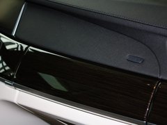 2013款 730Li 3.0L 豪华型