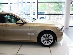 2013款 730Li 3.0L 豪华型