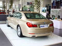 2013款 730Li 3.0L 豪华型