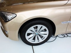 2013款 730Li 3.0L 豪华型