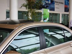 2013款 730Li 3.0L 豪华型