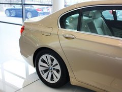 2013款 730Li 3.0L 豪华型