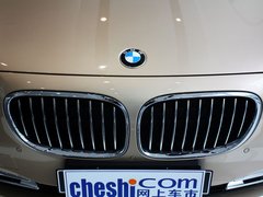 2013款 730Li 3.0L 豪华型