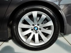 2013款 740Li 3.0T 领先型