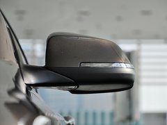 2013款 740Li 3.0T 领先型
