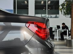 2013款 740Li 3.0T 领先型