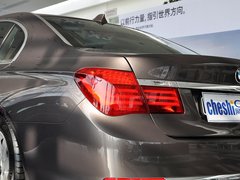 2013款 740Li 3.0T 领先型