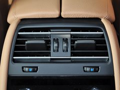 2013款 740Li 3.0T 领先型