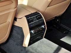 2013款 740Li 3.0T 领先型
