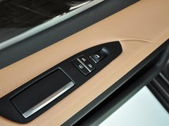 2013款 740Li 3.0T 领先型