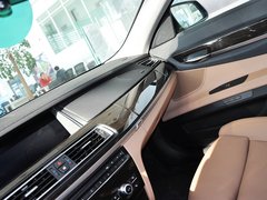 2013款 740Li 3.0T 领先型