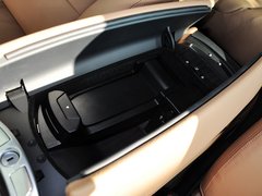 2013款 740Li 3.0T 领先型