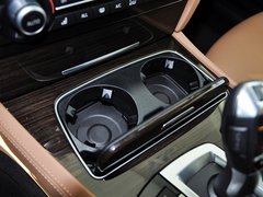 2013款 740Li 3.0T 领先型