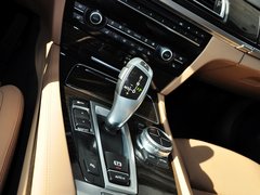2013款 740Li 3.0T 领先型