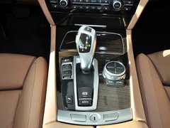 2013款 740Li 3.0T 领先型
