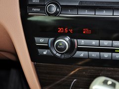 2013款 740Li 3.0T 领先型