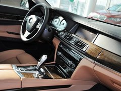 2013款 740Li 3.0T 领先型