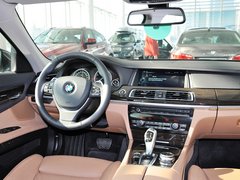 2013款 740Li 3.0T 领先型