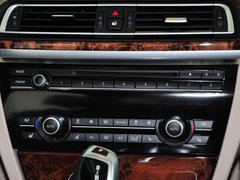 2013款 740Li 3.0T 混合动力版