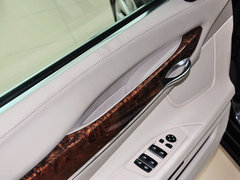 2013款 740Li 3.0T 混合动力版