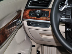 2013款 740Li 3.0T 混合动力版