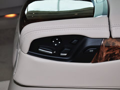 2013款 740Li 3.0T 混合动力版