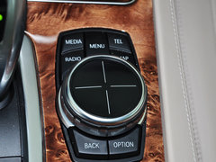 2013款 740Li 3.0T 混合动力版