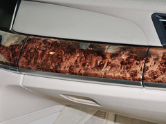 2013款 740Li 3.0T 混合动力版