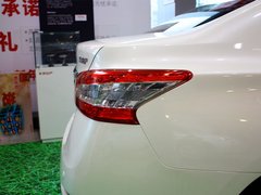 2012款 1.8L CVT 豪华版