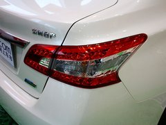 2012款 1.8L CVT 豪华版
