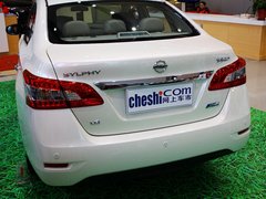 2012款 1.8L CVT 豪华版
