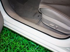 2012款 1.8L CVT 豪华版