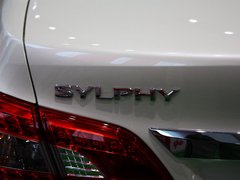 2012款 1.8L CVT 豪华版