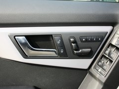 2013款 GLK300 3.0L 时尚型 5座