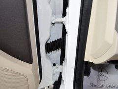 2013款 GLK300 3.0L 时尚型 5座