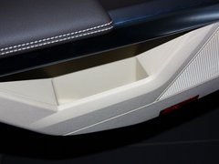 2013款 GLK300 3.0L 时尚型 5座
