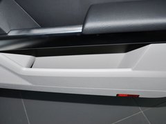 2013款 GLK300 3.0L 动感型 5座