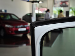 2013款 两厢 1.6L 手动 CROSS