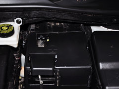 2013款 两厢 1.6L 手动 CROSS