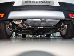 2013款 两厢 1.6L 手动 CROSS
