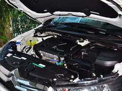 2013款 两厢 1.6L 手动 CROSS