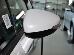 2013款 两厢 1.6L 手动 CROSS